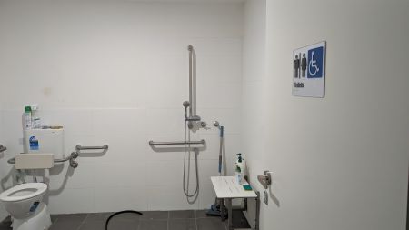 shower and toilet area.jpg