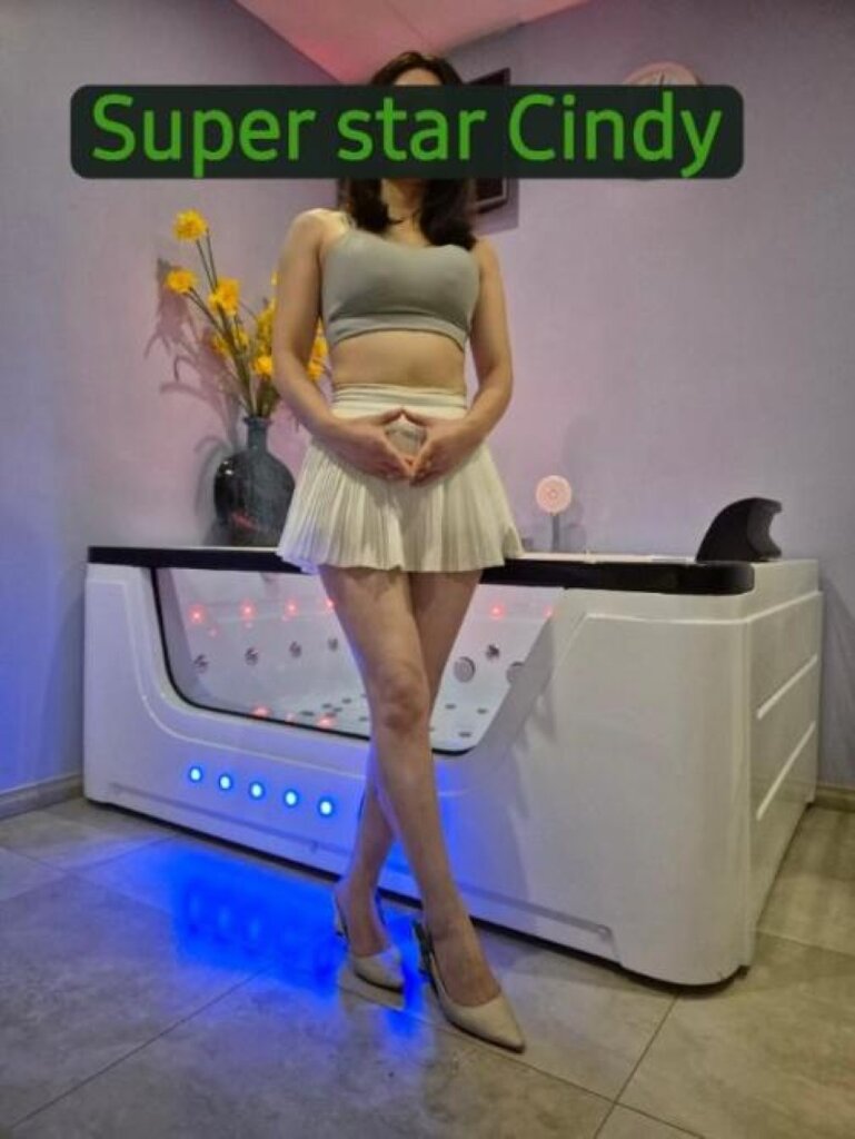 Super star Cindy in front of spa.jpg