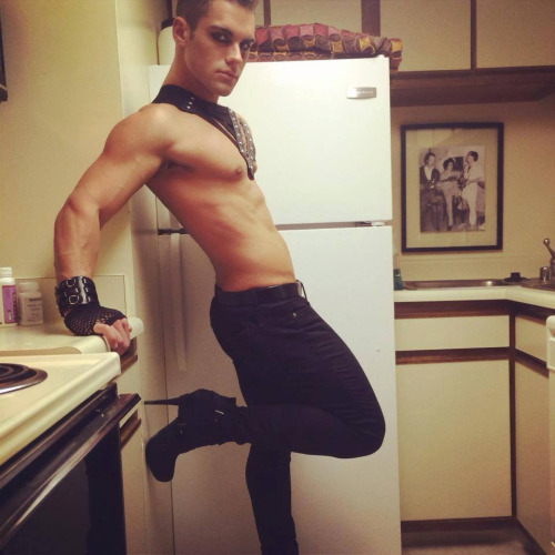 tumblr_mve9weCuAo1sp4drno1_500.jpg