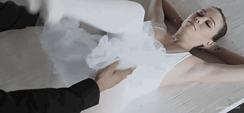 tumblr_nqa3gtE3nM1tduf00o8_5002.gif
