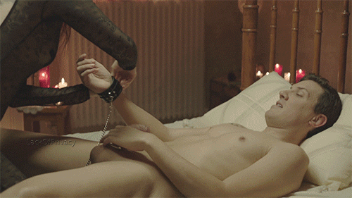 tumblr_nqsld6Jnot1s69wgyo6_5006.gif