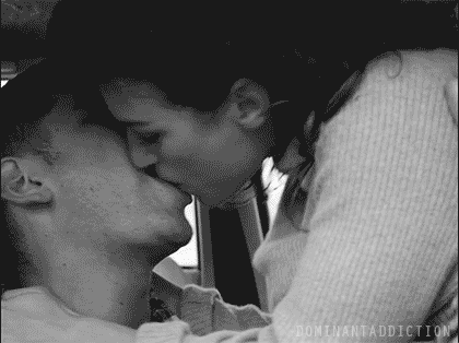 tumblr_nv7altW0Sk1rkdhugo1_5001.gif