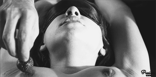 tumblr_o1901cCk6Q1tduf00o7_5007.gif