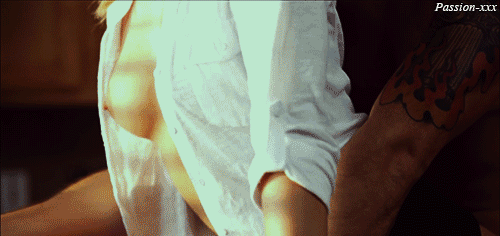 tumblr_o33av4257A1tduf00o7_5008.gif