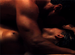 tumblr_omcmistto01tezjkso2_250.gif