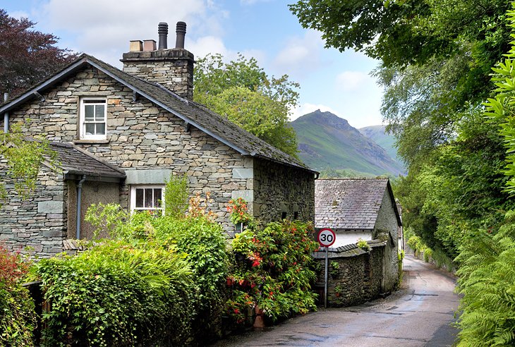 uk-best-places-cotswolds-lake-district.jpg