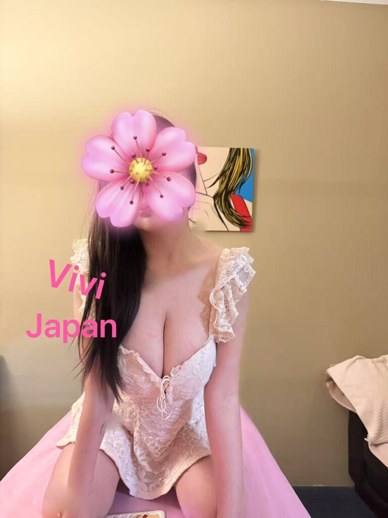 Vivi.jpg