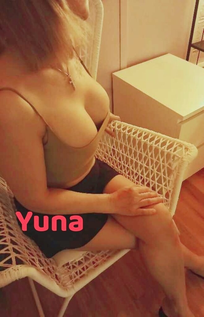 Yuna passionate masseuse
